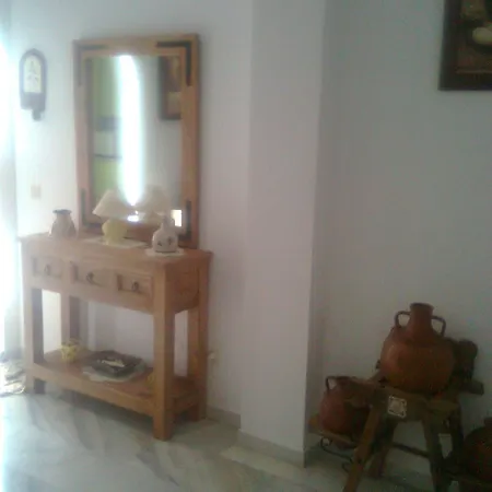 Apartamento With 2 In Estepona, With Pool Access And Furnished Bal *